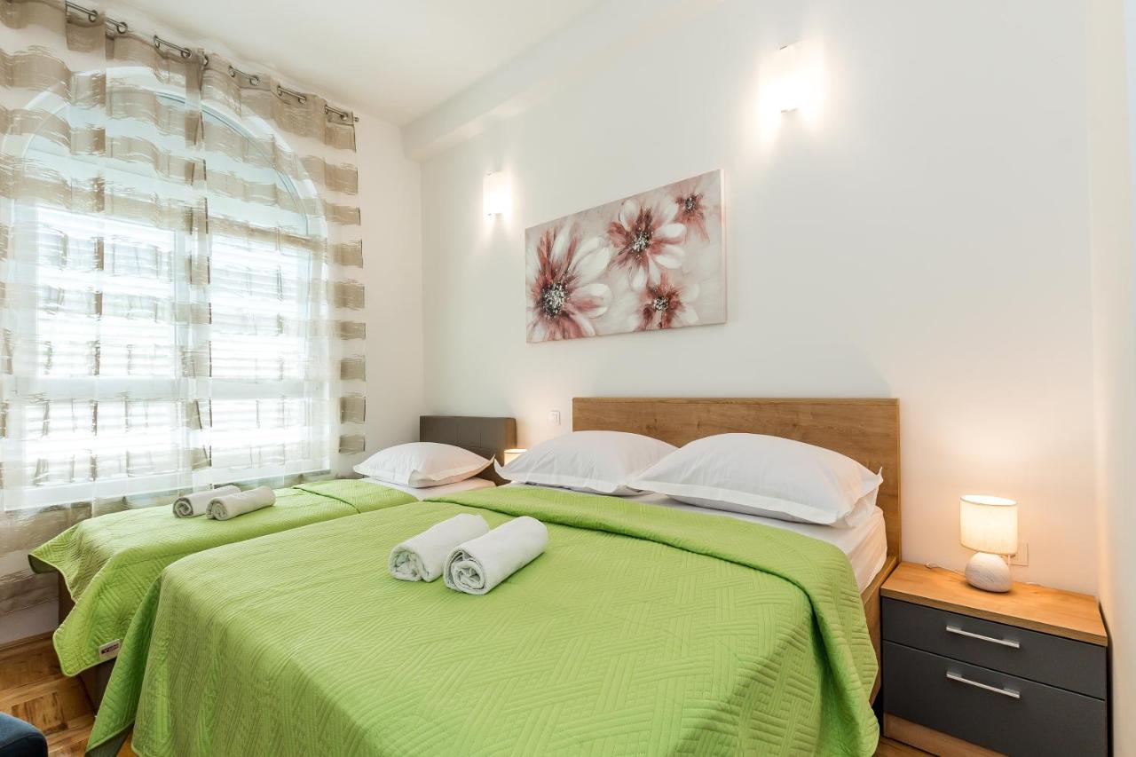 Apartmani Vesna Grebaštica エクステリア 写真