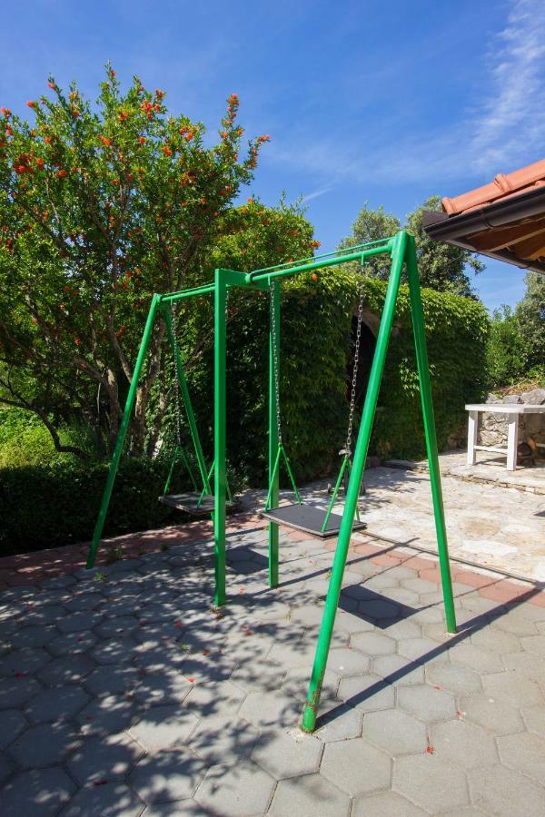 Apartmani Vesna Grebaštica エクステリア 写真