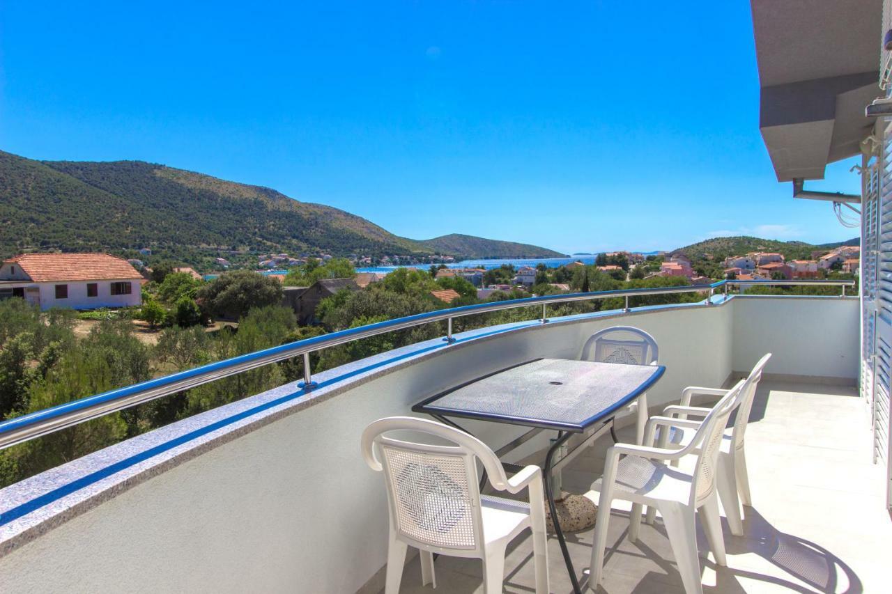 Apartmani Vesna Grebaštica エクステリア 写真